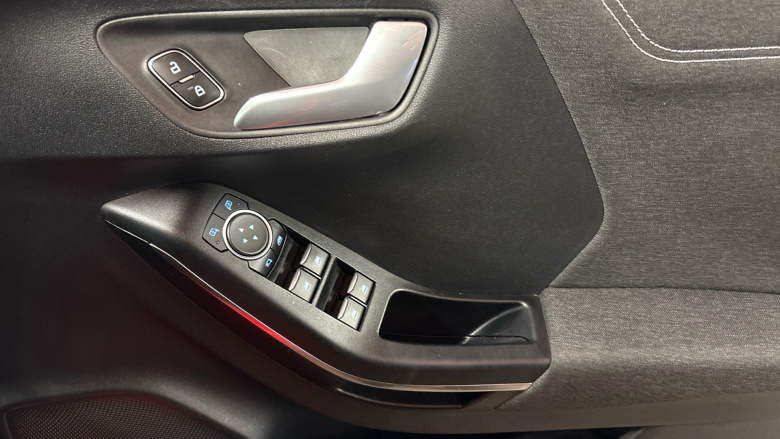 Ford Puma 1.0 EcoBoost Hybrid mHEV Titanium 5dr Petrol Hatchback